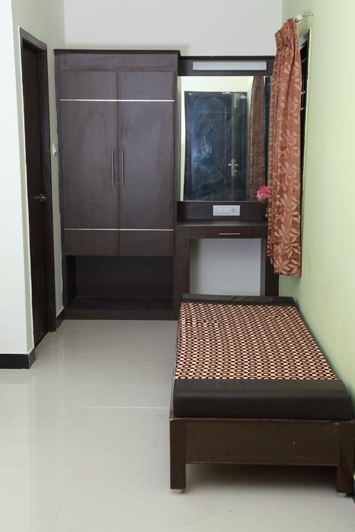 Jeyam Residency, Kumbakonam Hotel Szoba fotó