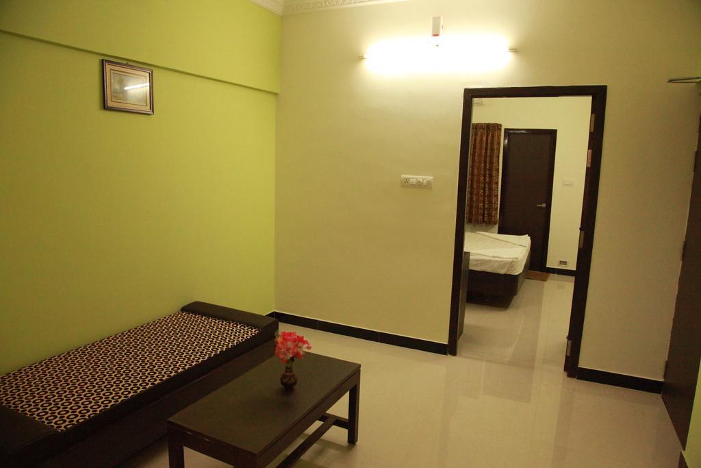 Jeyam Residency, Kumbakonam Hotel Szoba fotó