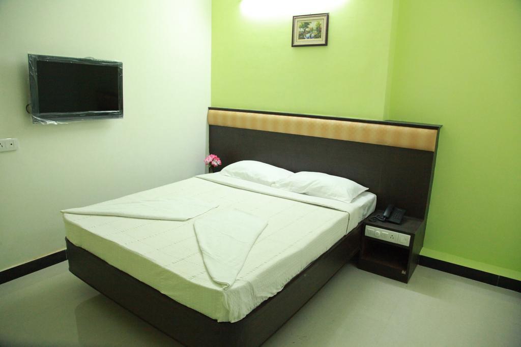 Jeyam Residency, Kumbakonam Hotel Szoba fotó
