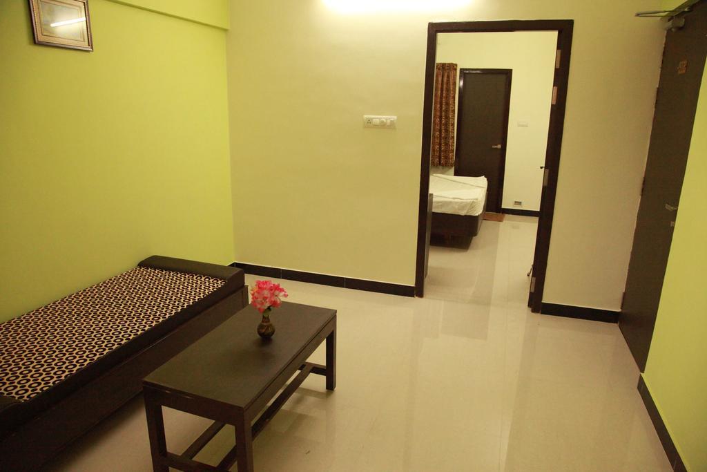 Jeyam Residency, Kumbakonam Hotel Szoba fotó