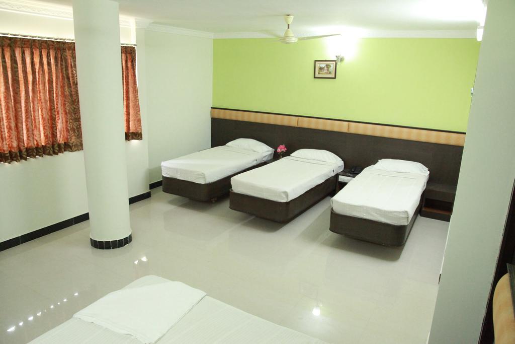 Jeyam Residency, Kumbakonam Hotel Szoba fotó