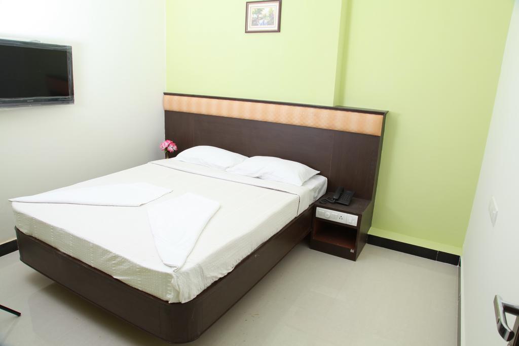 Jeyam Residency, Kumbakonam Hotel Szoba fotó
