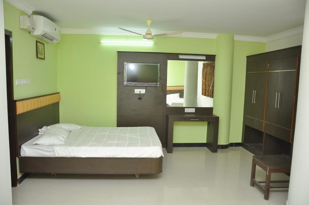 Jeyam Residency, Kumbakonam Hotel Szoba fotó